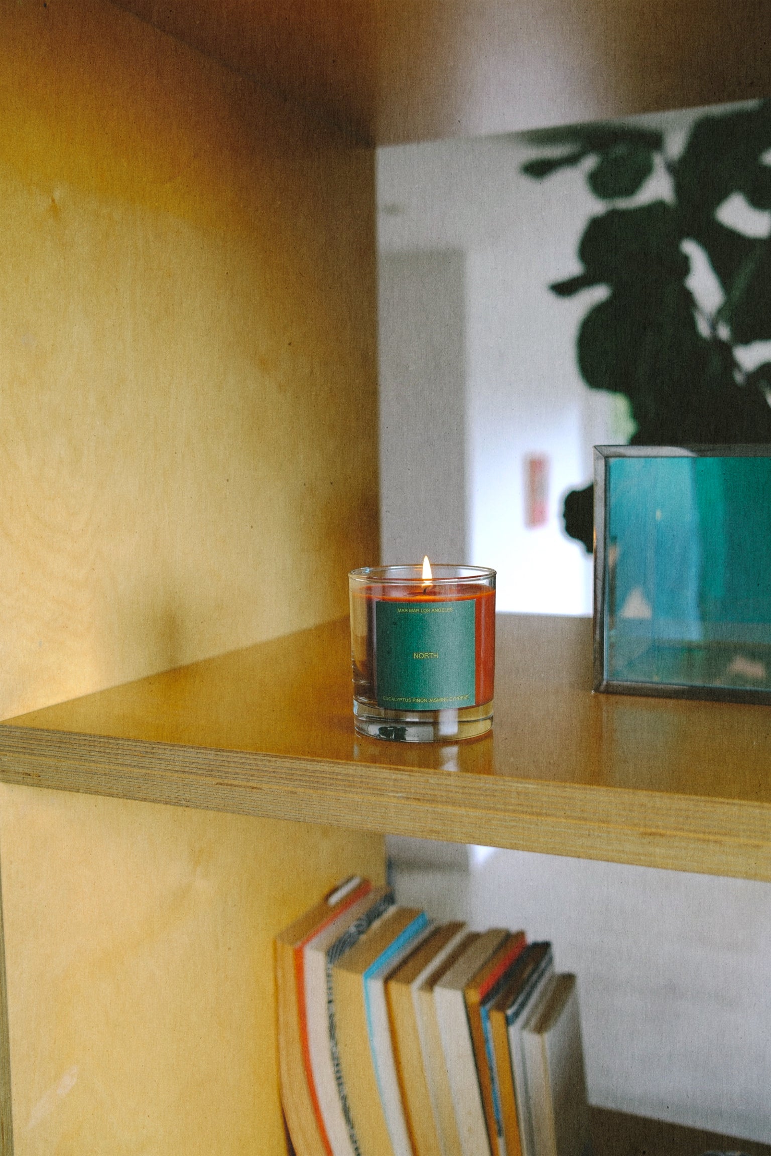 NORTH CANDLE